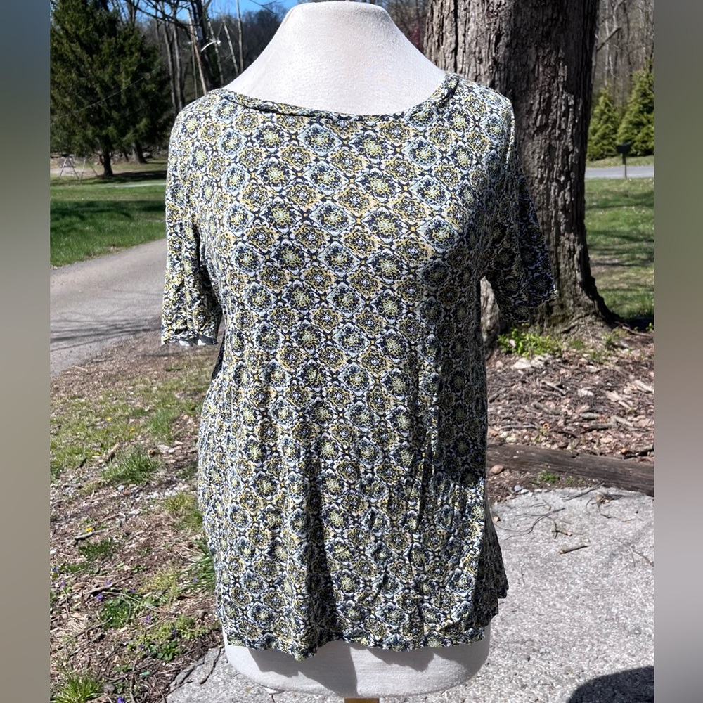 HARLOW & ROSE WOMENS MEDIUM TOP YELLOW BLACK GEOMETRIC